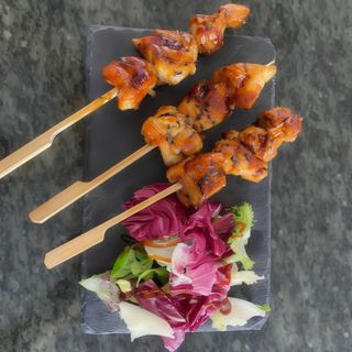 Pincho de pollo teriyaki (3 ud.)