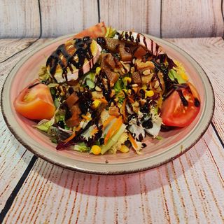 Ensalada De Queso De Cabra