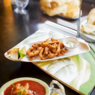 Tiritas De Pollo Empanadas