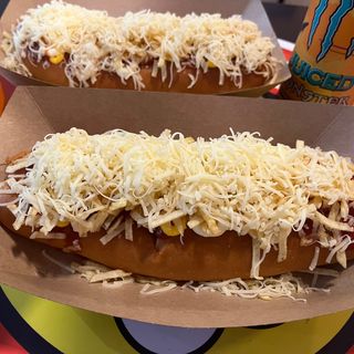 Menú Perro clásico Doble (2 perritos, 2 Patatas fritas y 1 Bebida