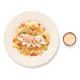 Ensalada César marinada - con pechuga de pollo marinada