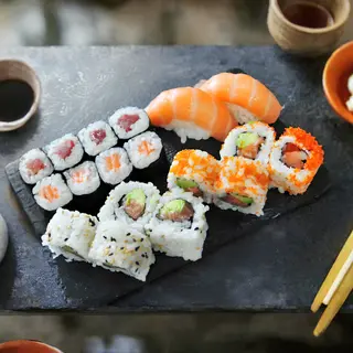 Bandeja 6 Sushi (18 Uds.)