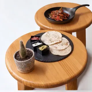 Fajitas con 3 dips caseros