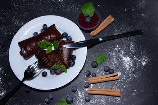 Naleśniki czekoladowe z nutellą 2szt.