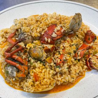 Risotto con Bogavante y almejas