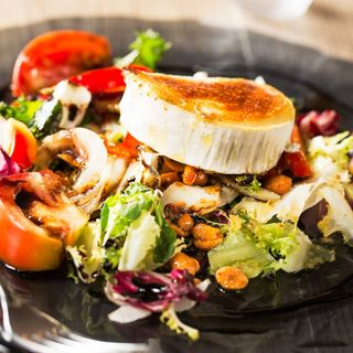 Ensalada con queso de cabra