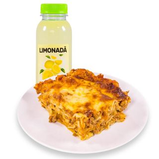 Meniu Lasagna cu băutură răcoritoare