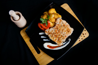 Meniu cotlet de porc