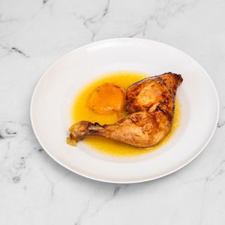 Cuarto Trasero De Pollo Con Melocotón