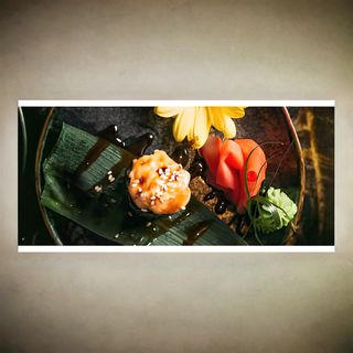 Запеченные суши с лососем