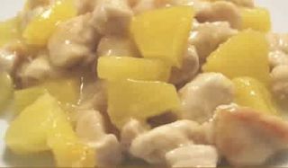 40. Pollo con ananas