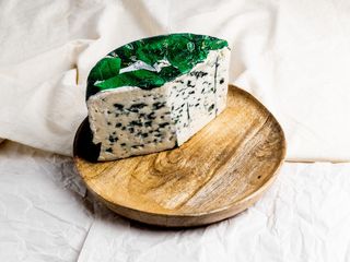 Cabrales Dop Main - Precio Por Cada 100G