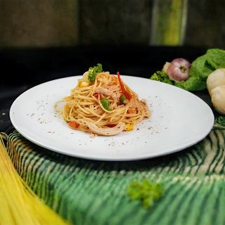 სპაგეტი ოთხი ყველით