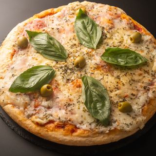 Pizza Margarita (Mediana)