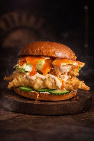 Бургер  с креветкою