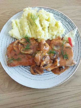 Escalop de porc cu ciuperci 