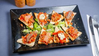 PLATOU MIX DE BRUSCHETE