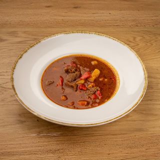 Zupa gulaszowa