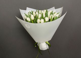 Bouquet of White Dynasty tulips