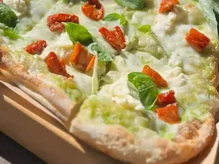 Піца Капрезе (810g)