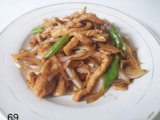 69. Maiale con Cipolline