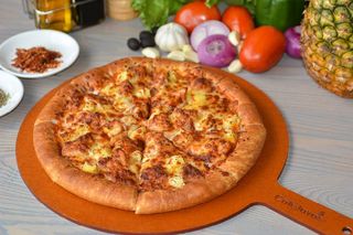 Chicken Hawaii Pizza