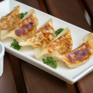 Gyoza alla piastra di carne - 4 pezzi