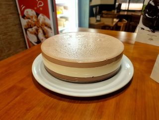 Tarta de tres chocolate