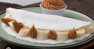 Tapioca com Manteiga ee Amendoim e Banana