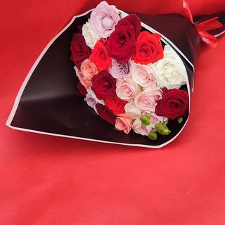 باقة ورد ملونة 