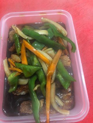 Pollo crujiente en salsa de ostras