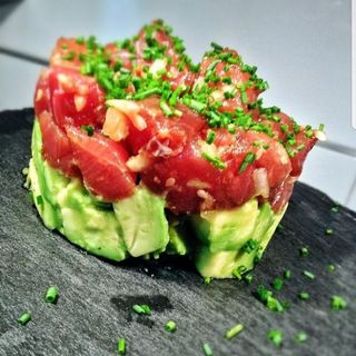 Tartar de lomo de atún rojo