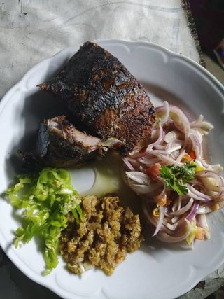 Garba Avec Attiéké À L'ivoirienne