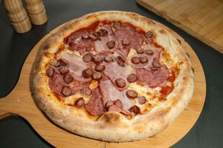 Pizza Canibale
