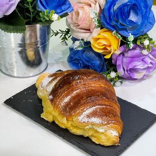 Croissant de Ovos Moles Aveiro