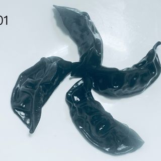 N1. Ravioli di nero di seppia - 4 pezzi