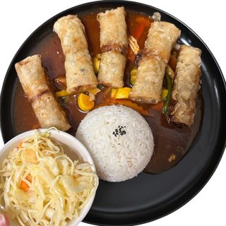 Sajgonki - słodko-kwaśny sos