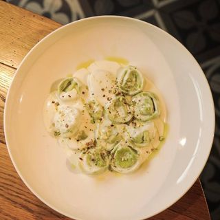 РАВІОЛІ З РІКОТОЮ ТА ШПИНАТОМ (250г)