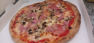 Pizza Prosciutto E Funghi (33 Cm.)
