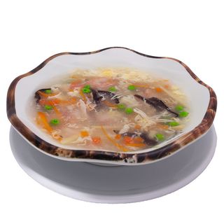 25. Супа от пилешко, скариди и бамбук (300гр)