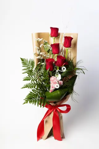 Ramo com 5 Rosas Vermelhas de Viana
