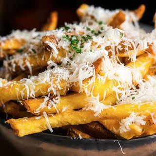 Patatas Trufadas con parmesano