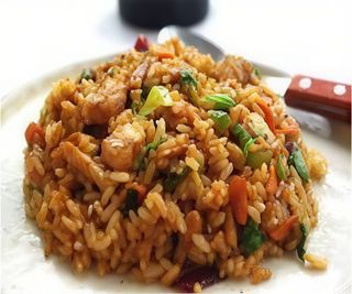 48.Arroz frito con salsa de soja