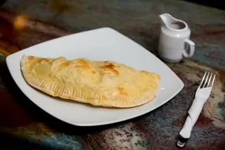 Pizza Calzone Onore