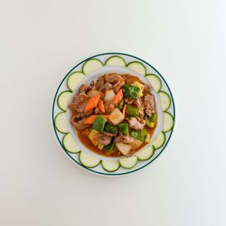 49A Ternera Con Curry Rojo 