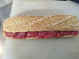 Bocadillo de fuet