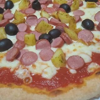 Pizza würstel