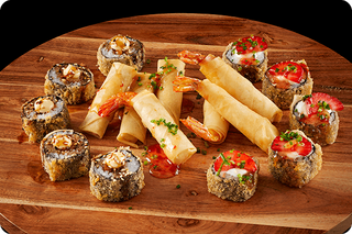 Combinado 5 Hot Salmão + 5 Hot Gambas + 4 Crepes + 4 Crepes Gambas