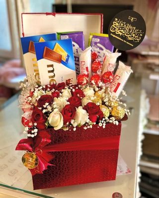 Box Fleurs Rouge Et Blanc Avec Chocolat
