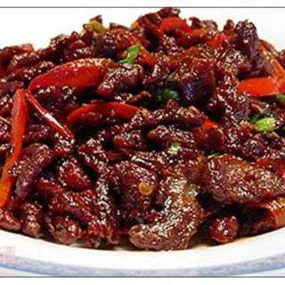I07.	Vita Ganbian/干煸牛肉/Dry fried beef **